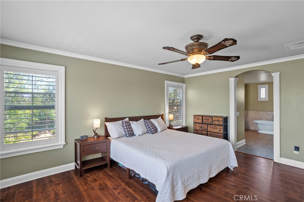 685 White Mountain Cir