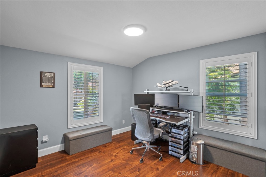 685 White Mountain Cir