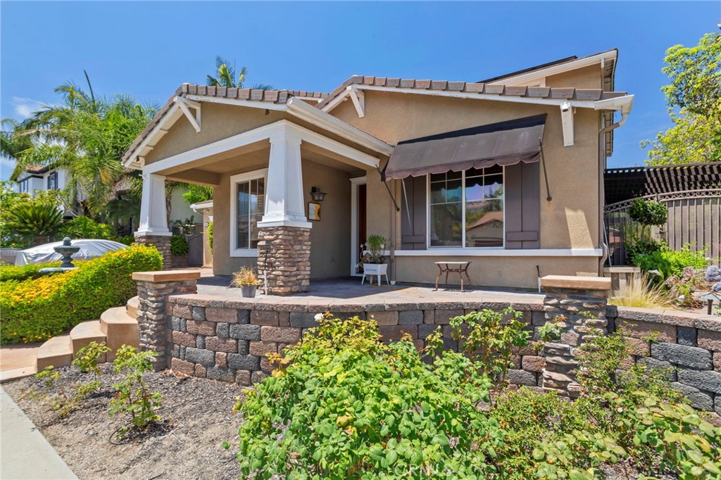 685 White Mountain Cir