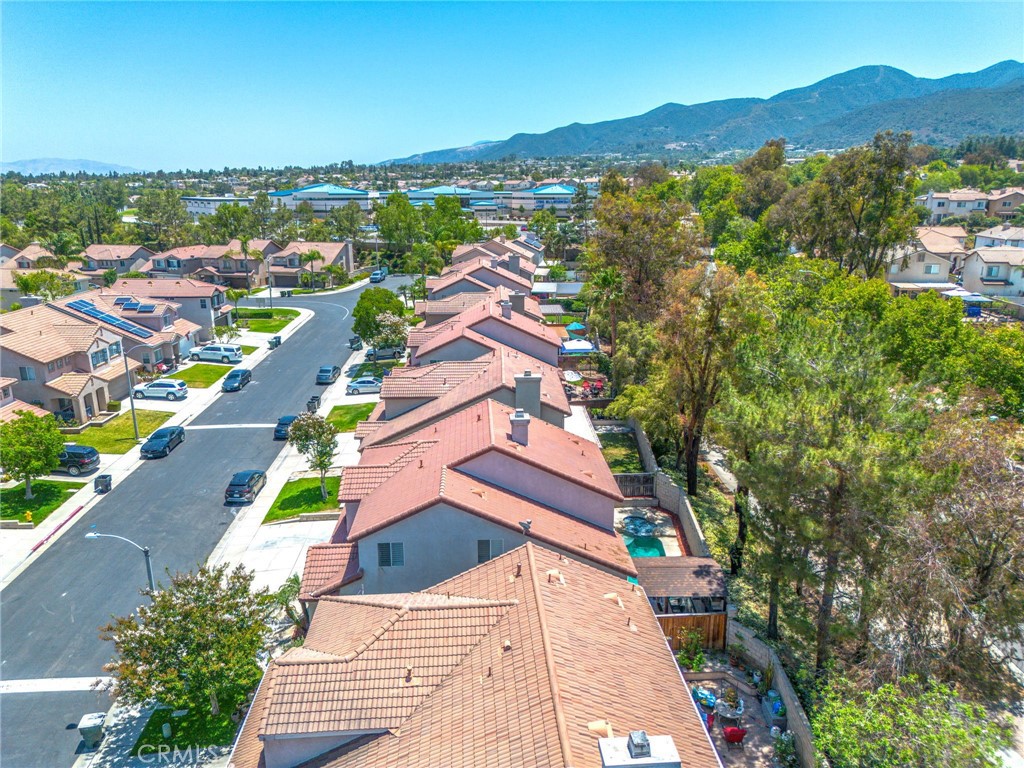 142 Tamarack Dr