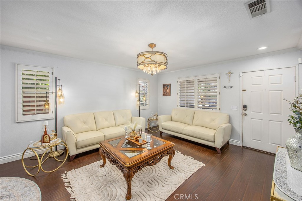 142 Tamarack Dr