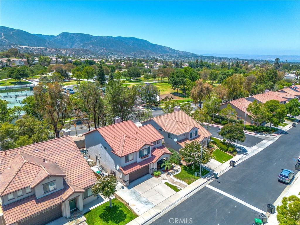 142 Tamarack Dr