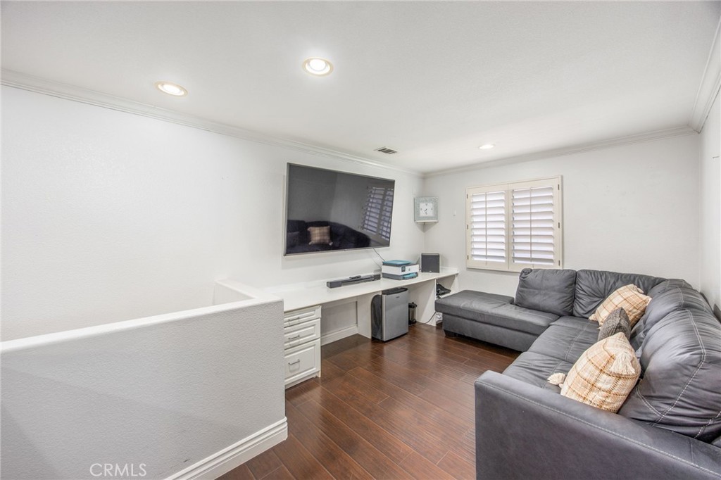 142 Tamarack Dr