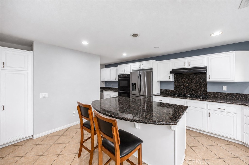 4015 Belfry Cir