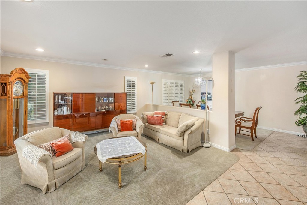 4015 Belfry Cir