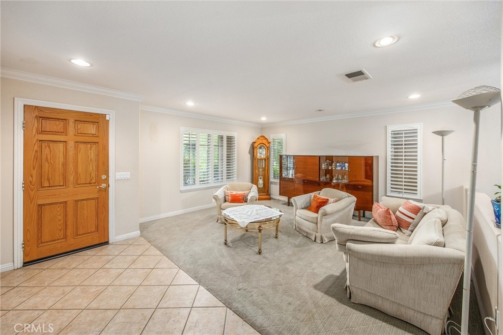 4015 Belfry Cir