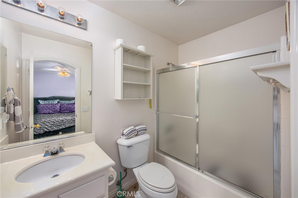 4015 Belfry Cir
