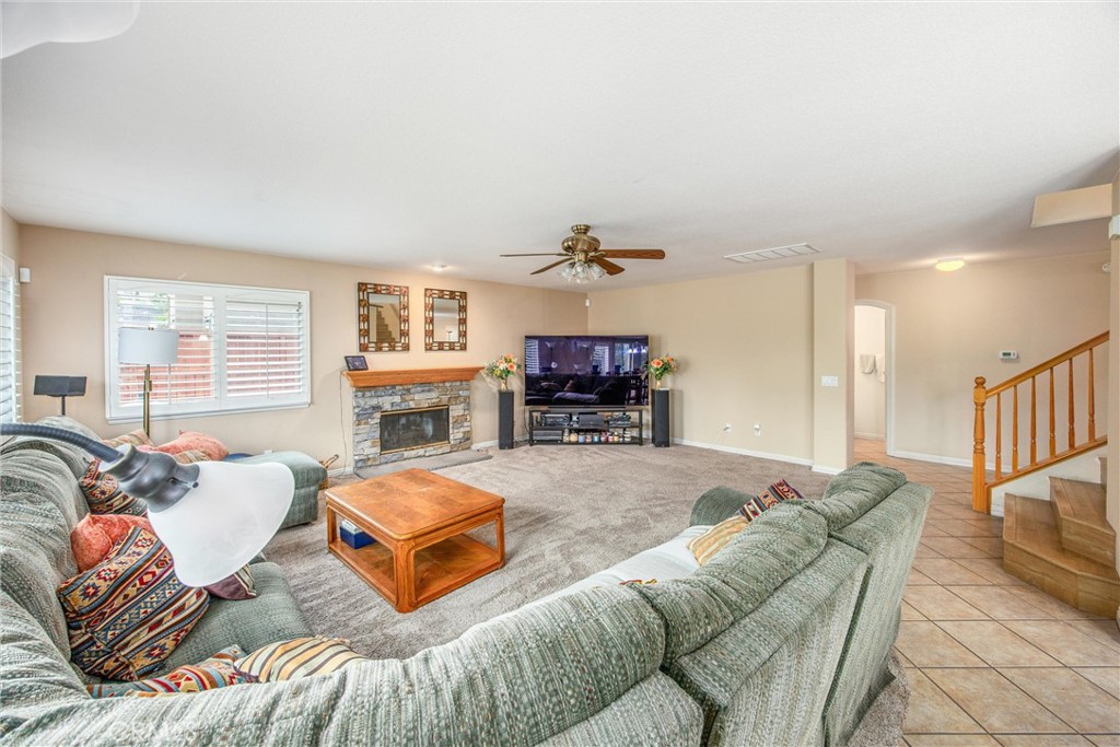 4015 Belfry Cir
