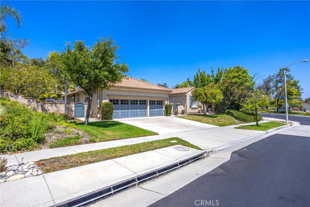4412 Signature Dr