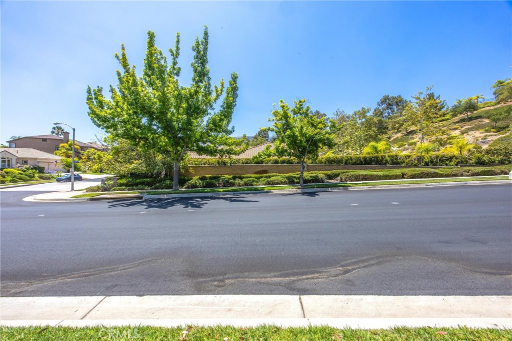 4412 Signature Dr