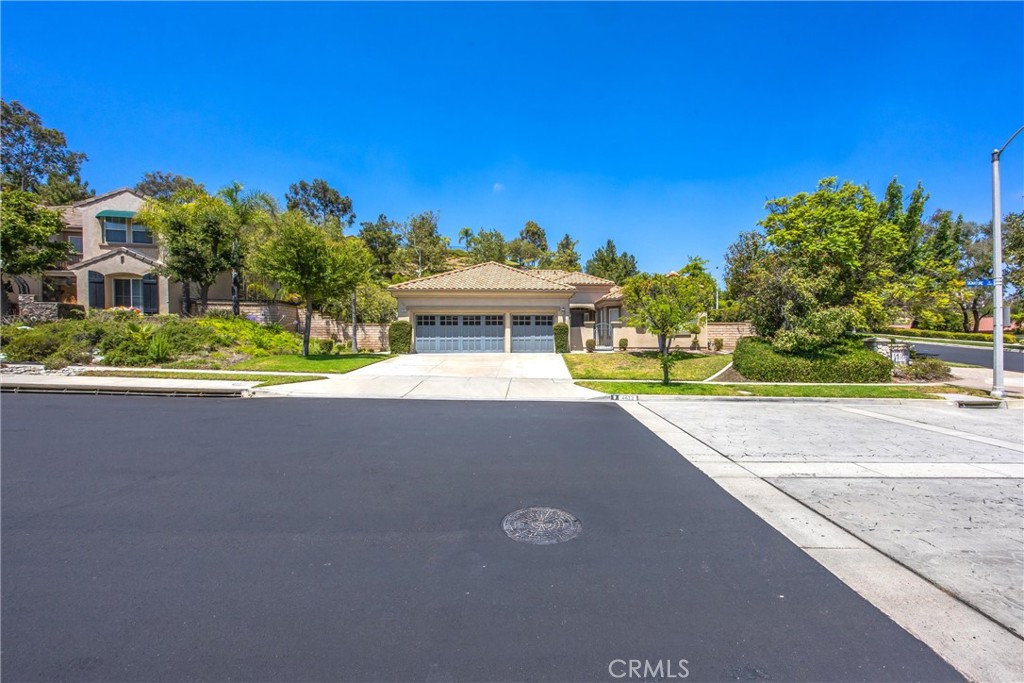 4412 Signature Dr