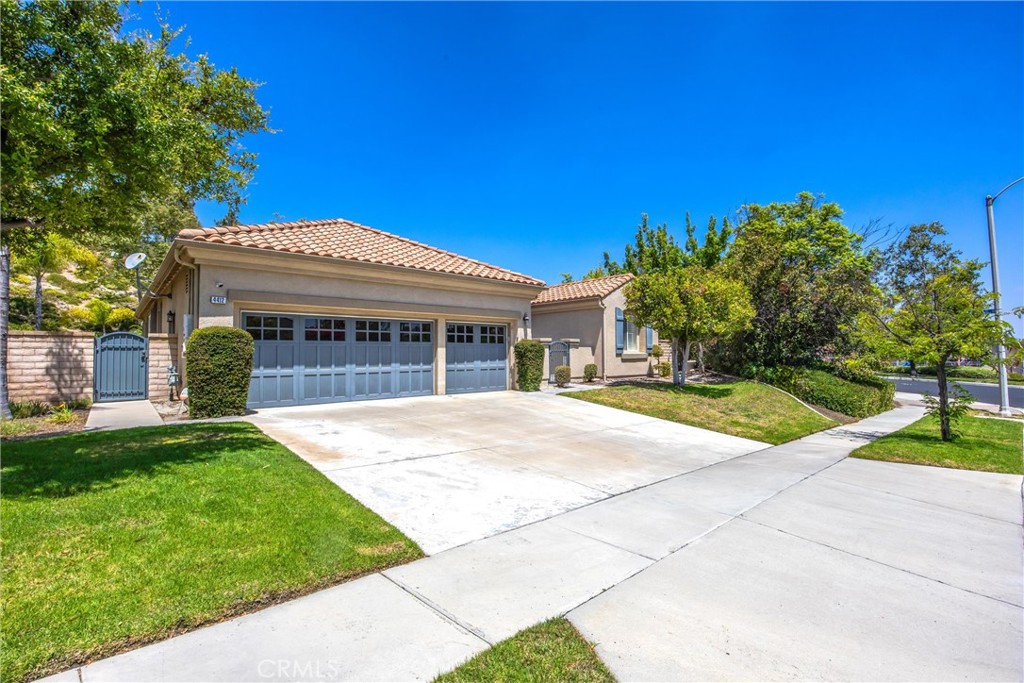 4412 Signature Dr