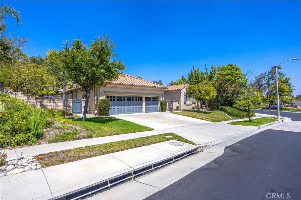 4412 Signature Dr