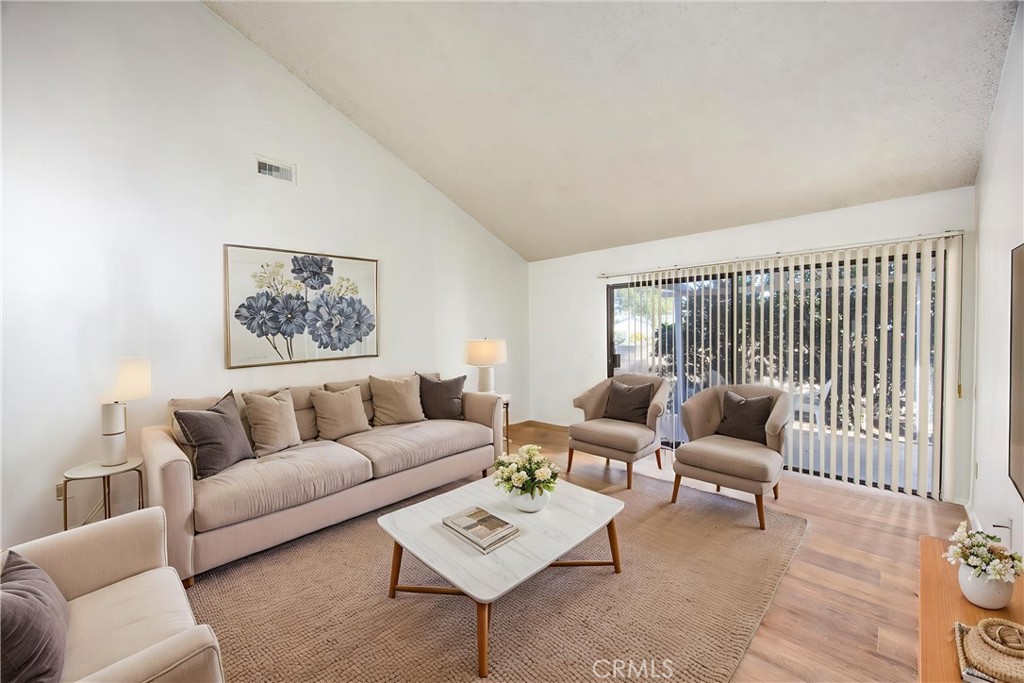 1997 S Starfire Ave