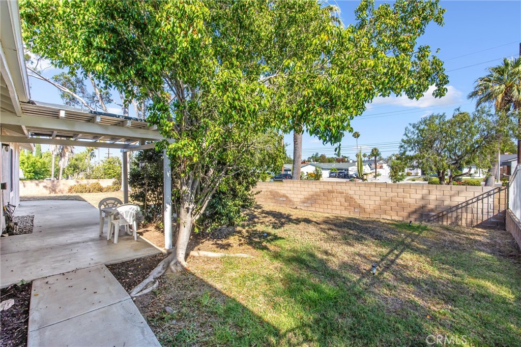 1997 S Starfire Ave
