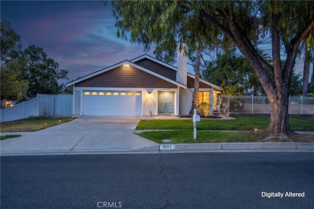 1997 S Starfire Ave