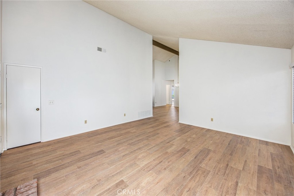 1997 S Starfire Ave