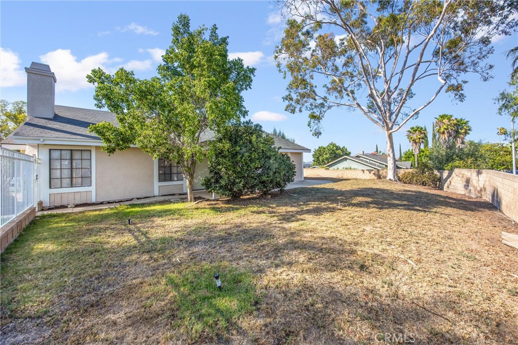 1997 S Starfire Ave