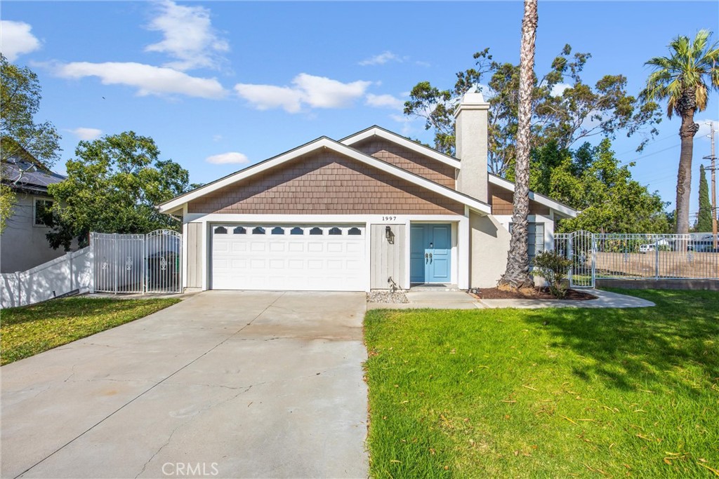 1997 S Starfire Ave