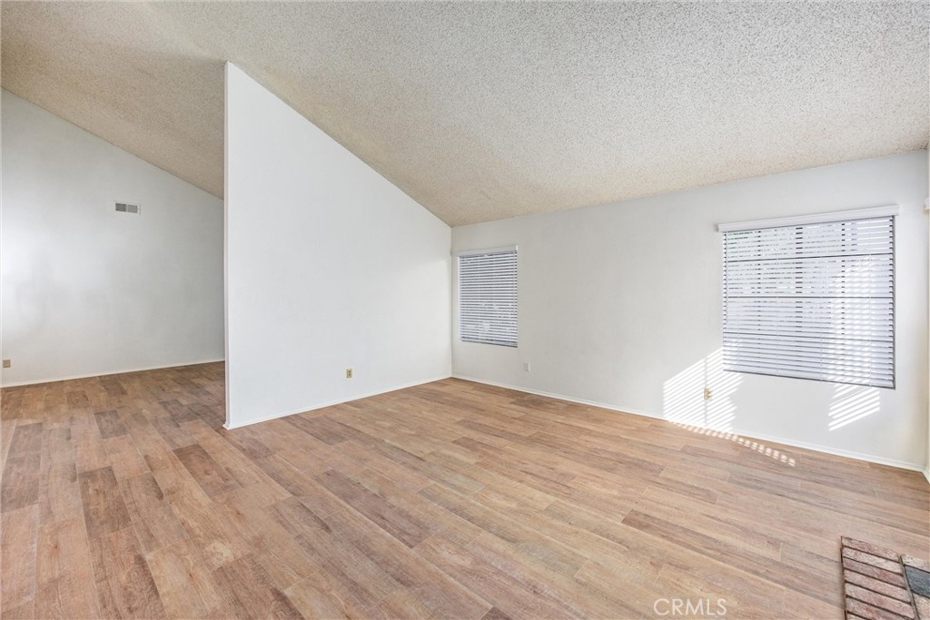 1997 S Starfire Ave