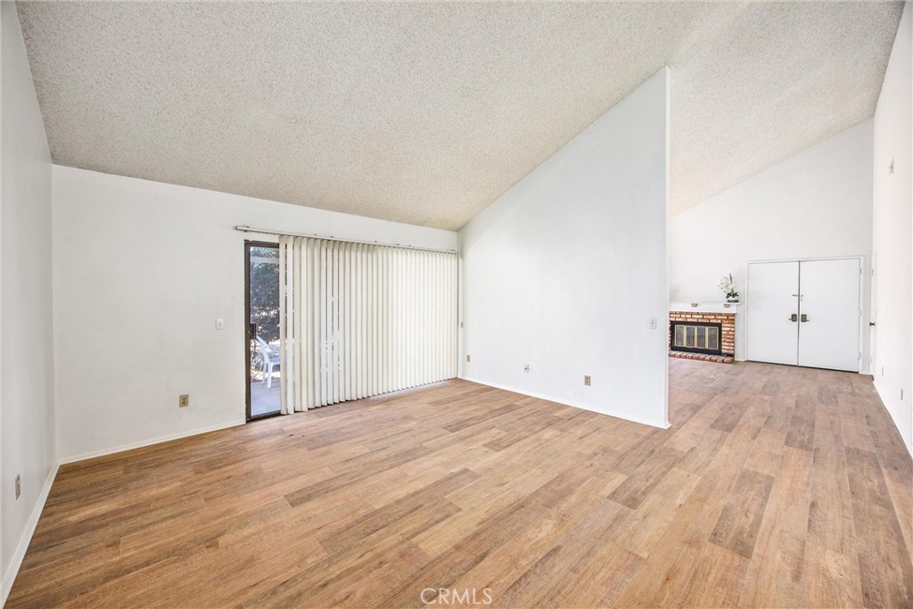 1997 S Starfire Ave
