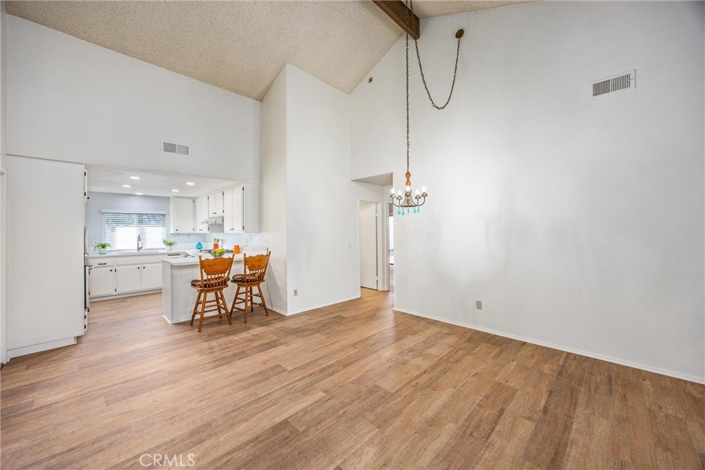 1997 S Starfire Ave