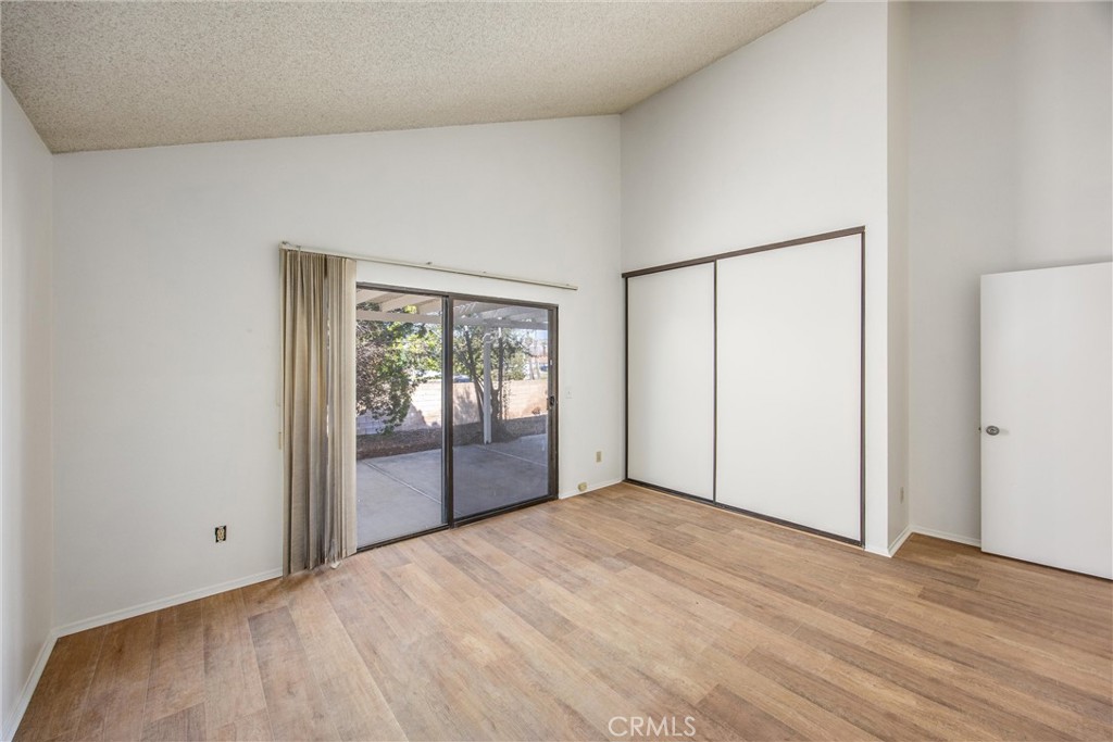 1997 S Starfire Ave