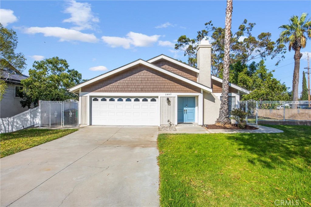 1997 S Starfire Ave