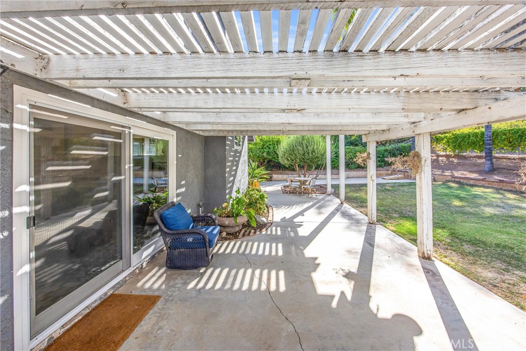 2438 Antelope Dr