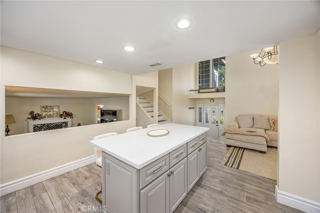 2438 Antelope Dr