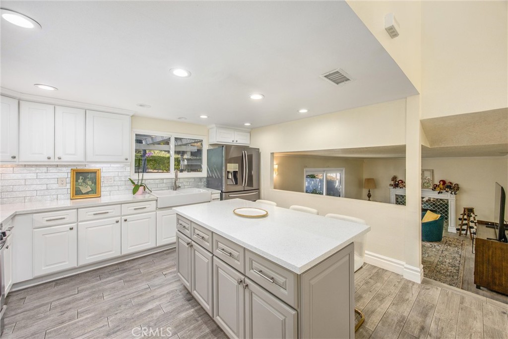 2438 Antelope Dr