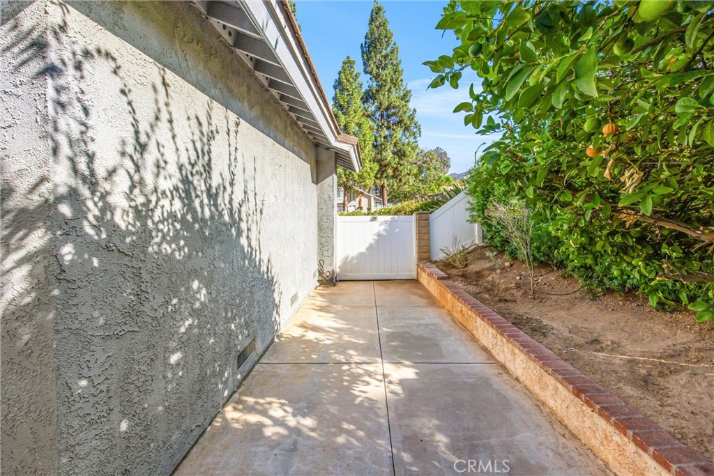 2438 Antelope Dr
