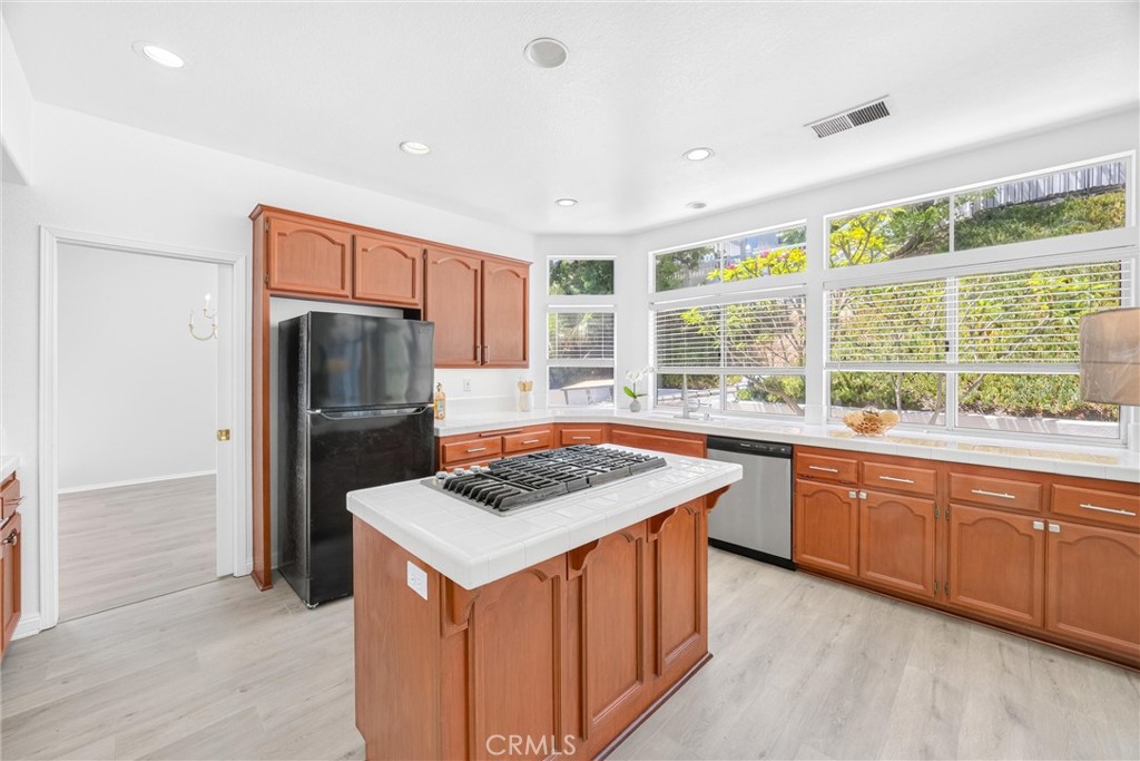 476 Somerset Cir