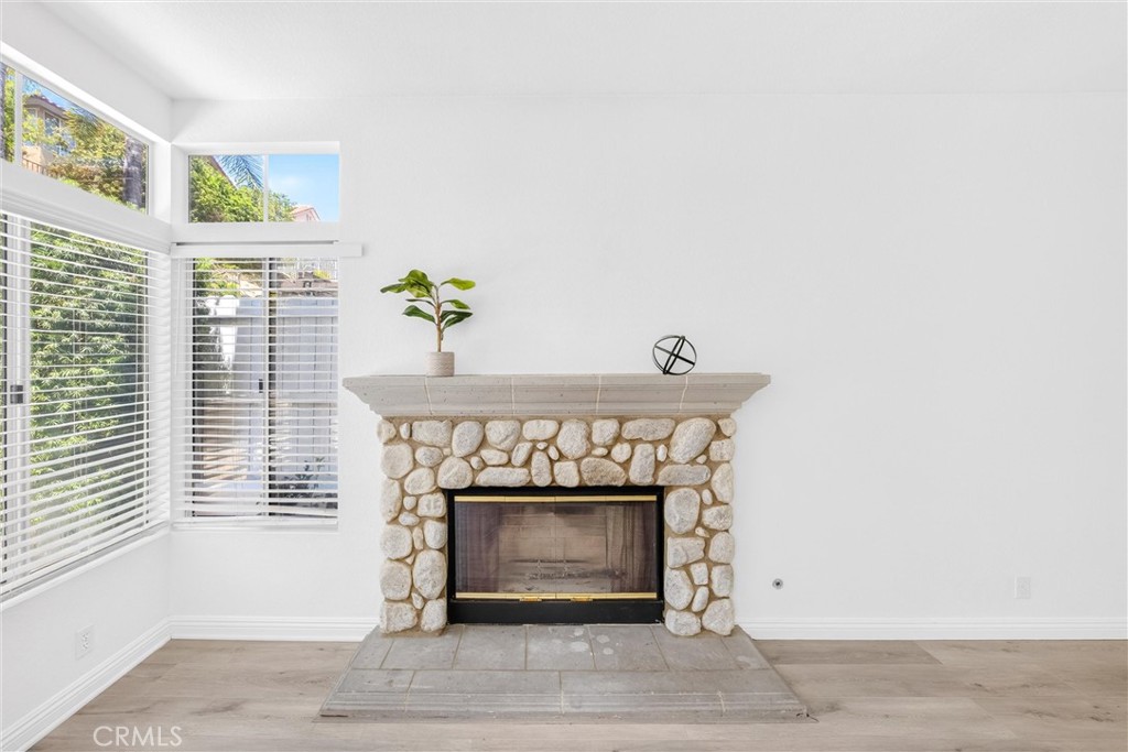 476 Somerset Cir