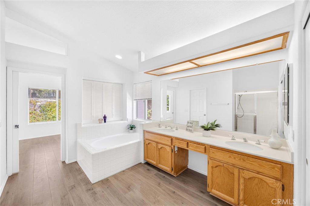 476 Somerset Cir