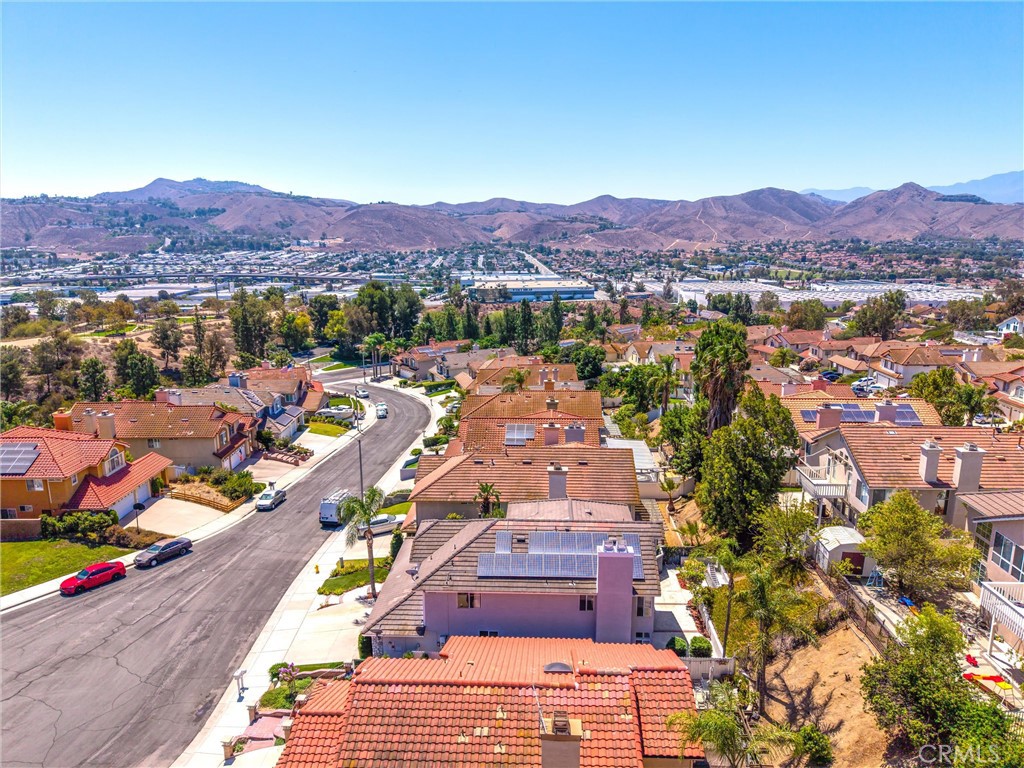 476 Somerset Cir