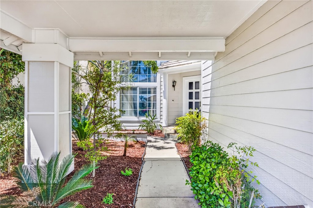 476 Somerset Cir