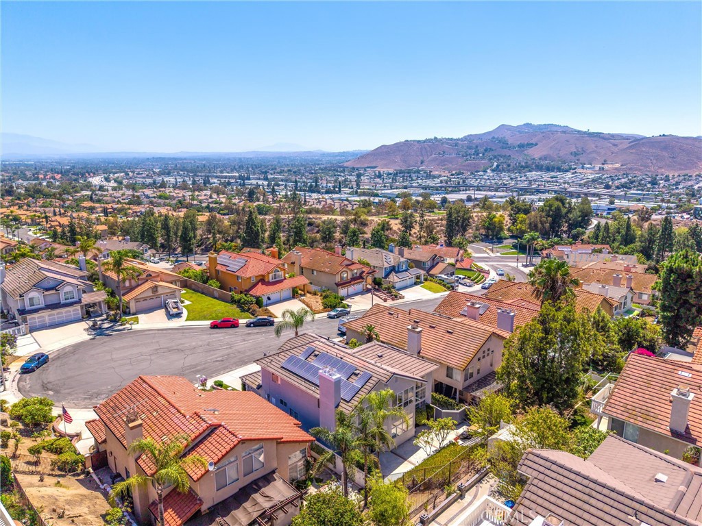 476 Somerset Cir