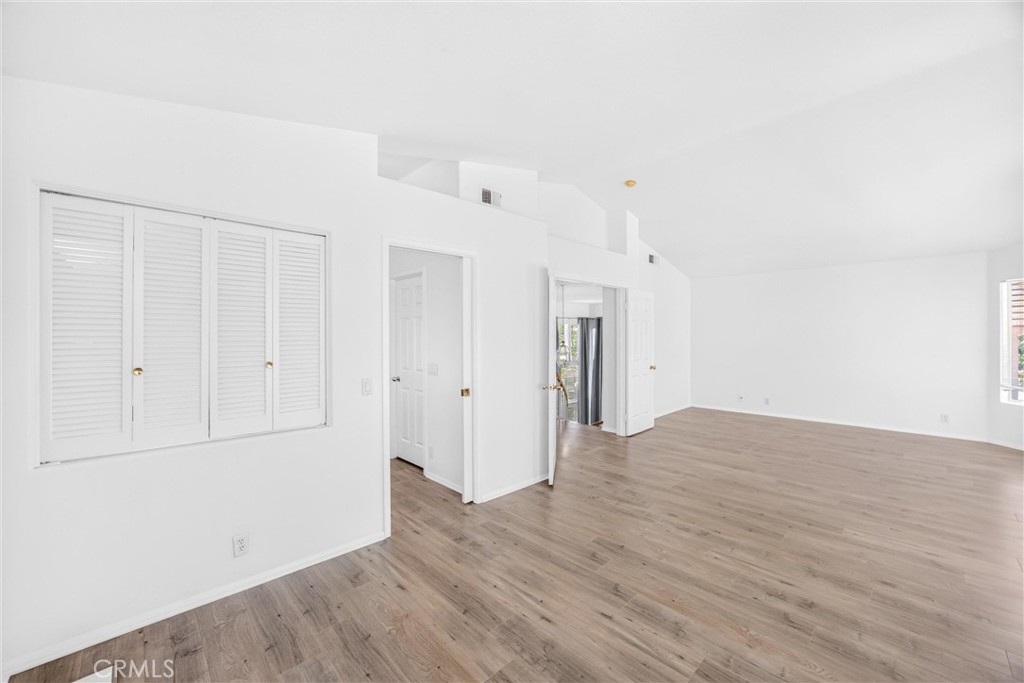 476 Somerset Cir