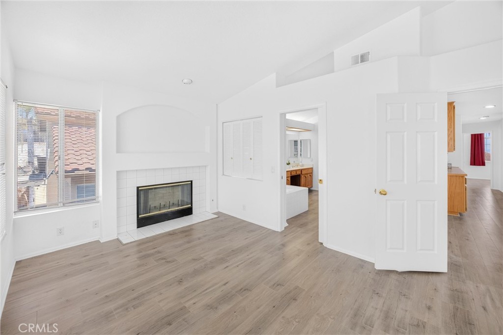 476 Somerset Cir