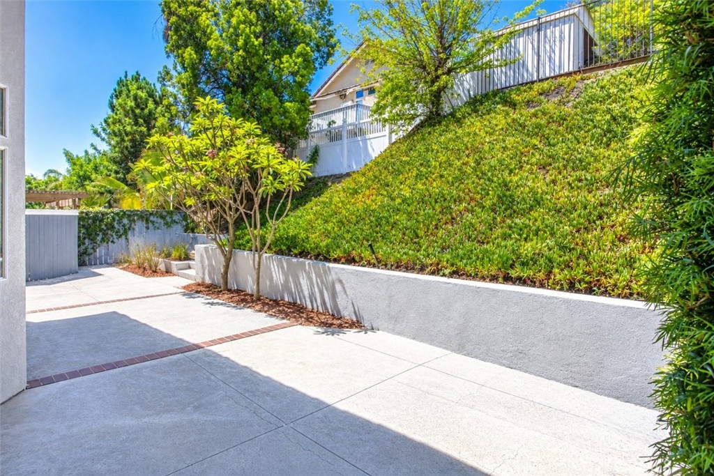 476 Somerset Cir