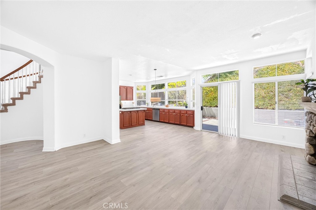 476 Somerset Cir
