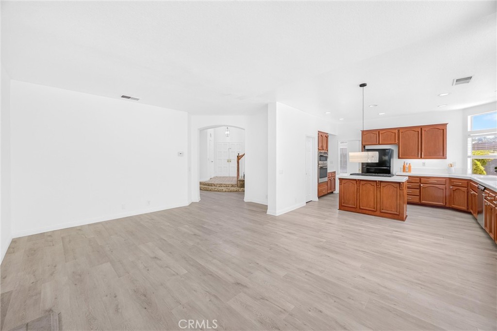 476 Somerset Cir