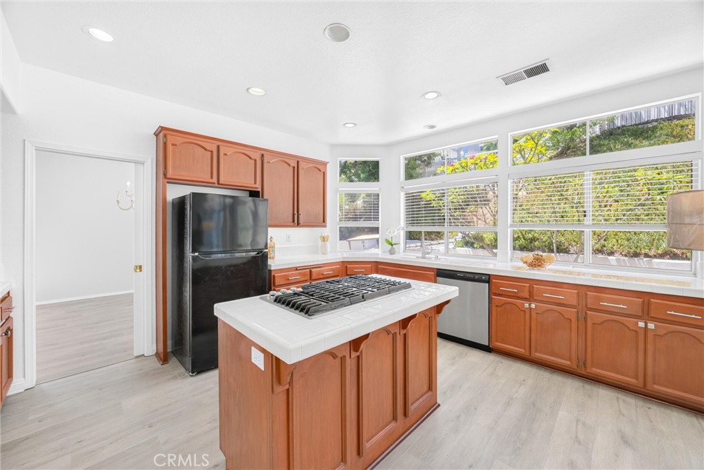 476 Somerset Cir