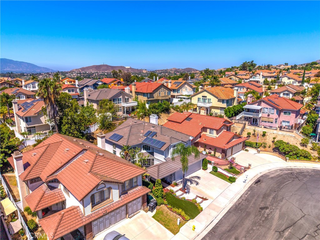 476 Somerset Cir