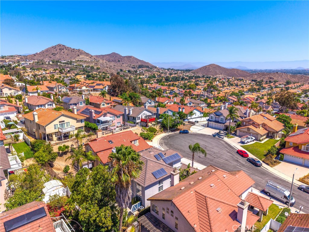 476 Somerset Cir