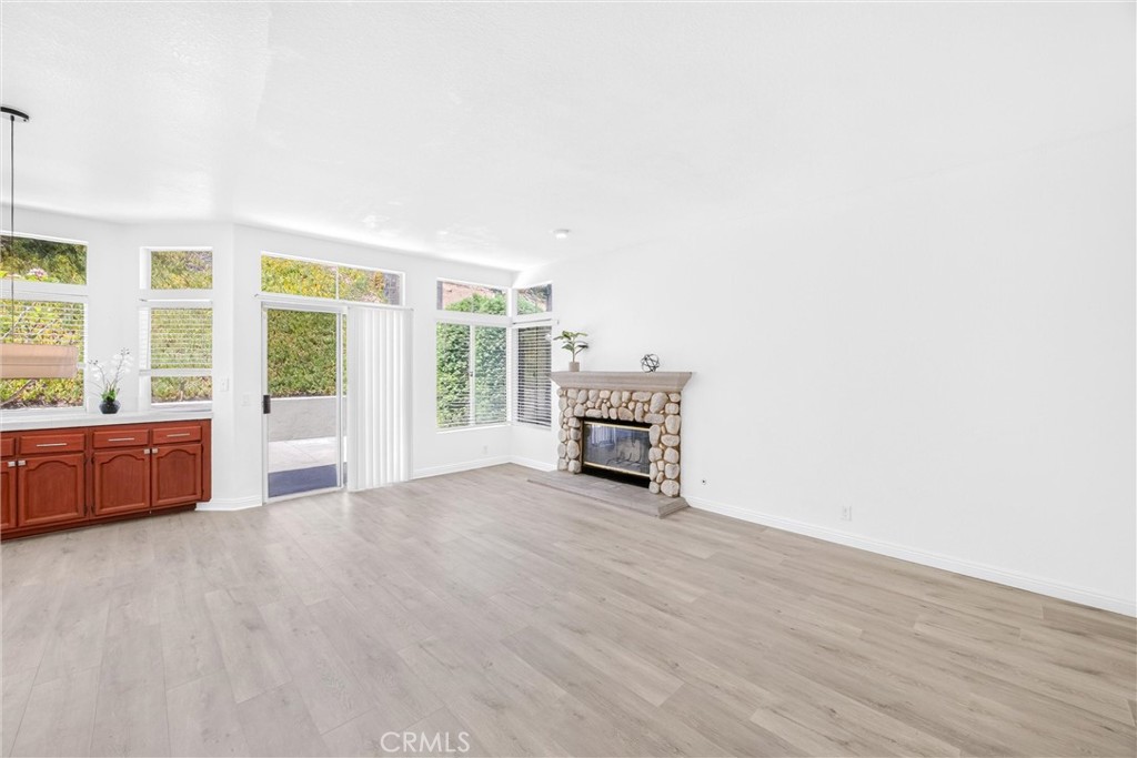 476 Somerset Cir