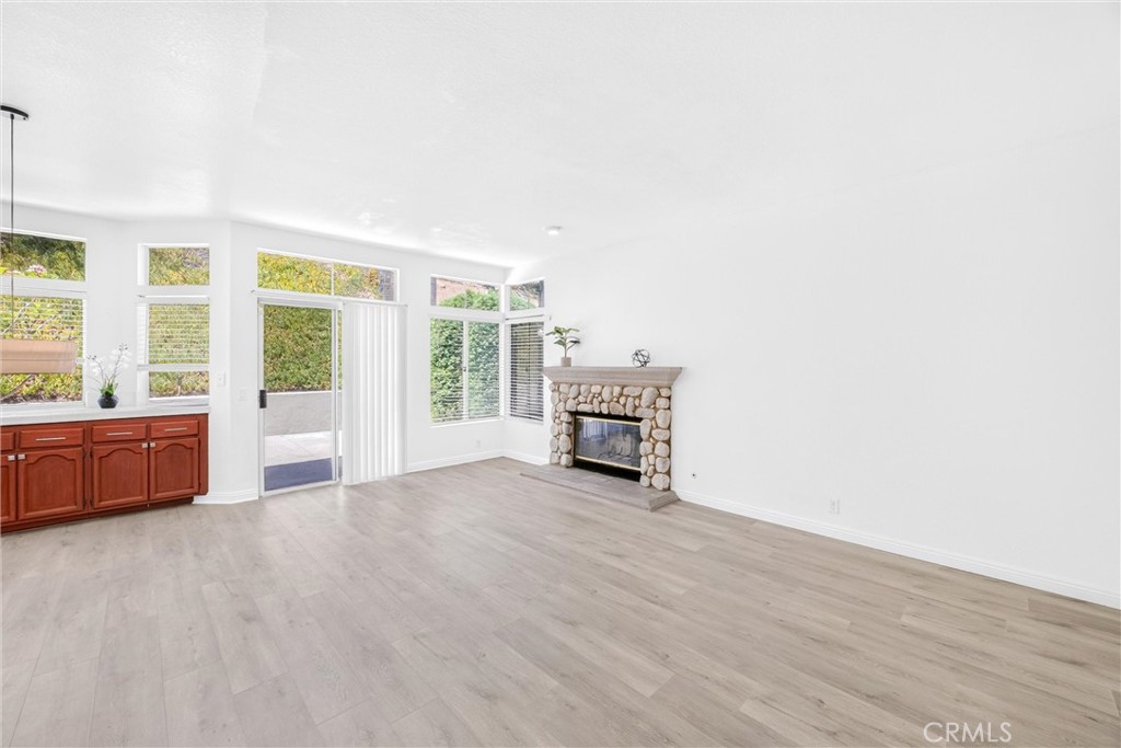 476 Somerset Cir