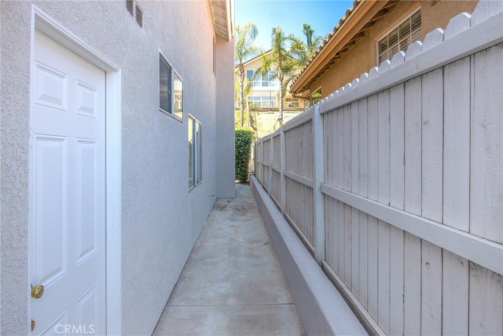 476 Somerset Cir
