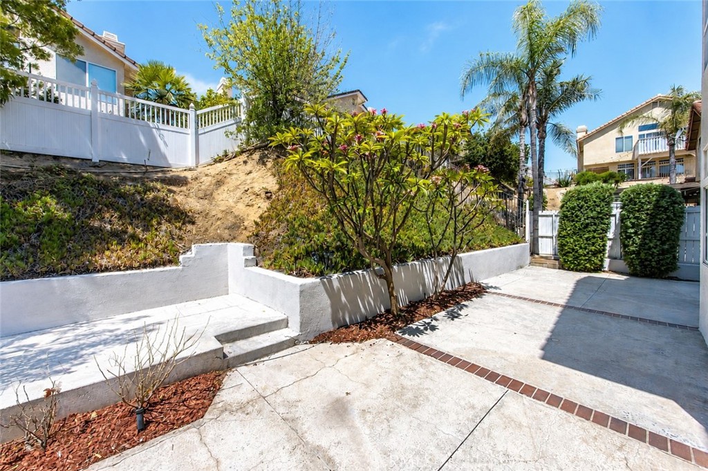 476 Somerset Cir